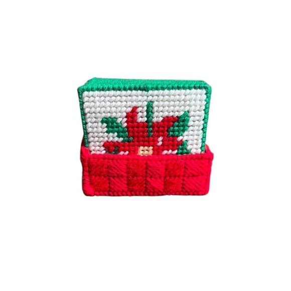 6 Vintage Handmade Poinsettias Coasters Yarn & Plastic Canvas Needlework - Picture 1 of 9